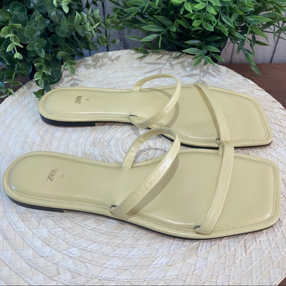 Zara Yellow Square Toe Flat Sandals - Picture 4 of 8